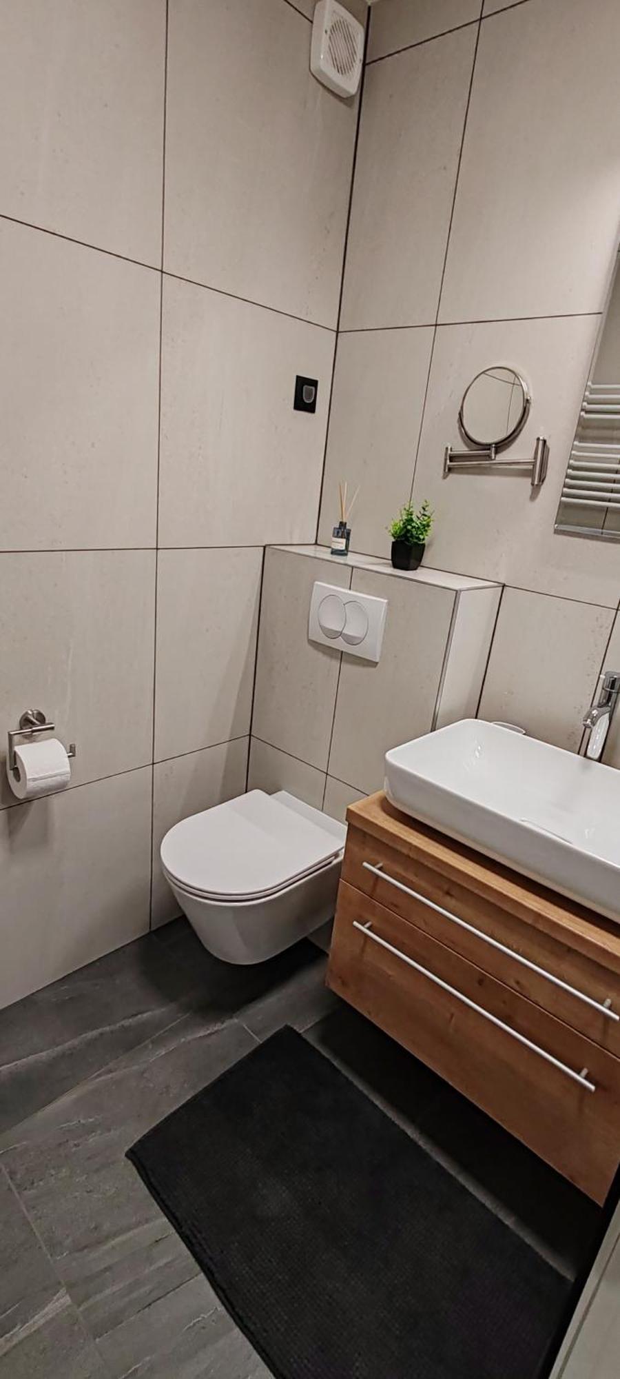 Apartment Karas *